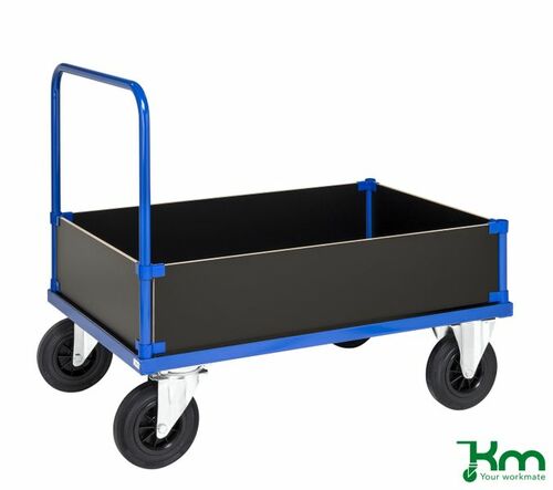 Plattformwagen aus beschichteten MDF Platten