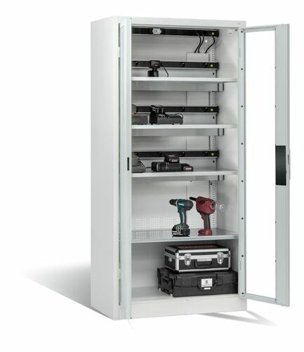 C+P Akku-Ladeschrank Comfort f�r 15 E-Werkzeuge H/B/T 1950x930x500 mm Lichtgrau