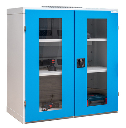 Akku Ladeschrank mit Sichtfenstert�ren, Schuko-Steckdosen H/B/T 1019x980x500 mm