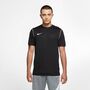 Nike Dri-FIT Herren Short-Sleeve Fu�ball Top