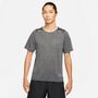 Nike Herren T-Shirt M Nk Rn Dvn Rise 365 Ss Jac