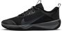 Nike Omni Multi-Court Hallenschuh f�r �ltere Kinder