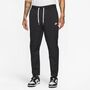Nike Club Schmal zulaufende Herrenhose aus Webmaterial
