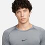 Nike Pro Dri-FIT Fitness-Longsleeve mit enger Passform f�r Herren