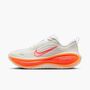 Nike W Nike Vomero Plus - sail/hot lava-white-orange pulse