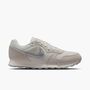 Nike Wmns Nike Md Runner 2 - sail/metallic silver-phantom