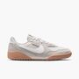 Nike W Nike Terra Manta Suede - lt orewood brn/sail-gum yellow