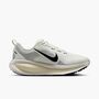 Nike Nike Vomero 18 WomenS Road Running - summit white/black-coconut milk