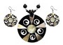 Set aus Hals-Kette und Ohrringen mit Muscheln