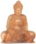 Buddha aus Holz mit Hand im Scho