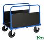 Plattformwagen mit 2 Seitenw�nden und Feststeller 